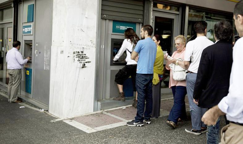 Grecy niezadowoleni z ograniczeń w bankach