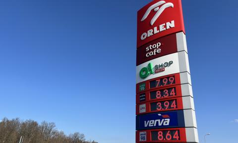Orlen obniżył hurtowe ceny paliw