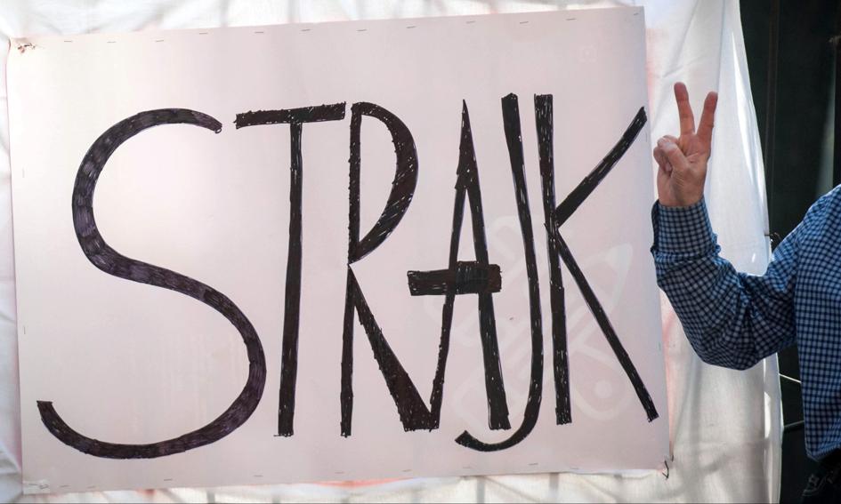 Do kuratoriów wpływają skargi od rodziców związane ze strajkiem nauczycieli
