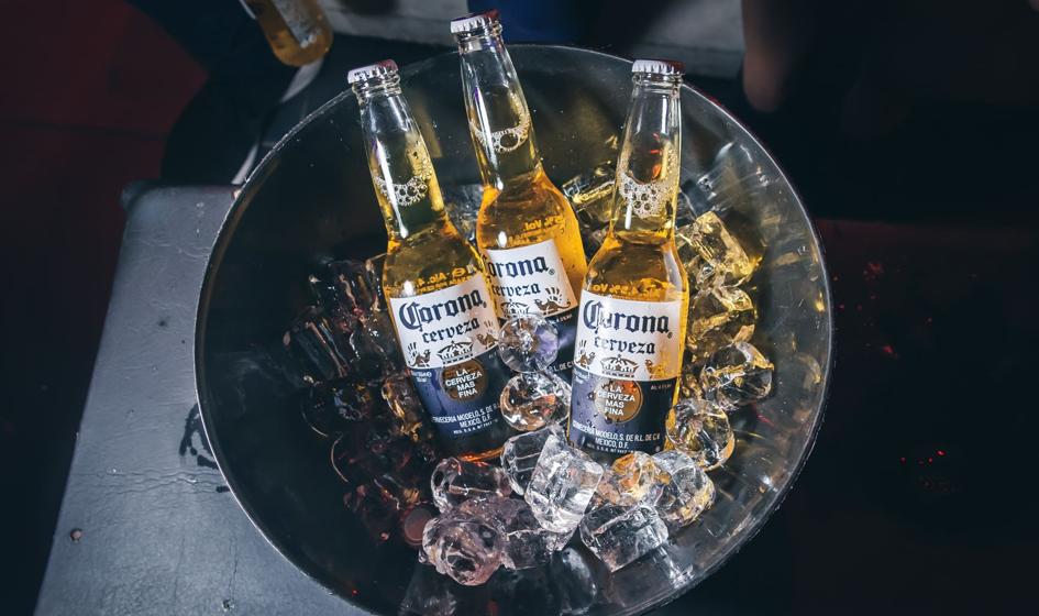 Producent piwa Corona ma problem. Trump wystraszył Latynosów