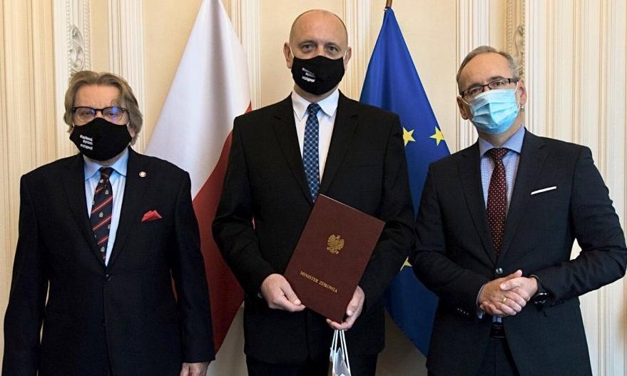 Szef GIS: Epidemiologia zwycięża z pragmatyką społeczną