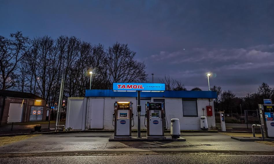 Rekordowe ceny benzyny skłaniają Holendrów do „turystyki pompowej”