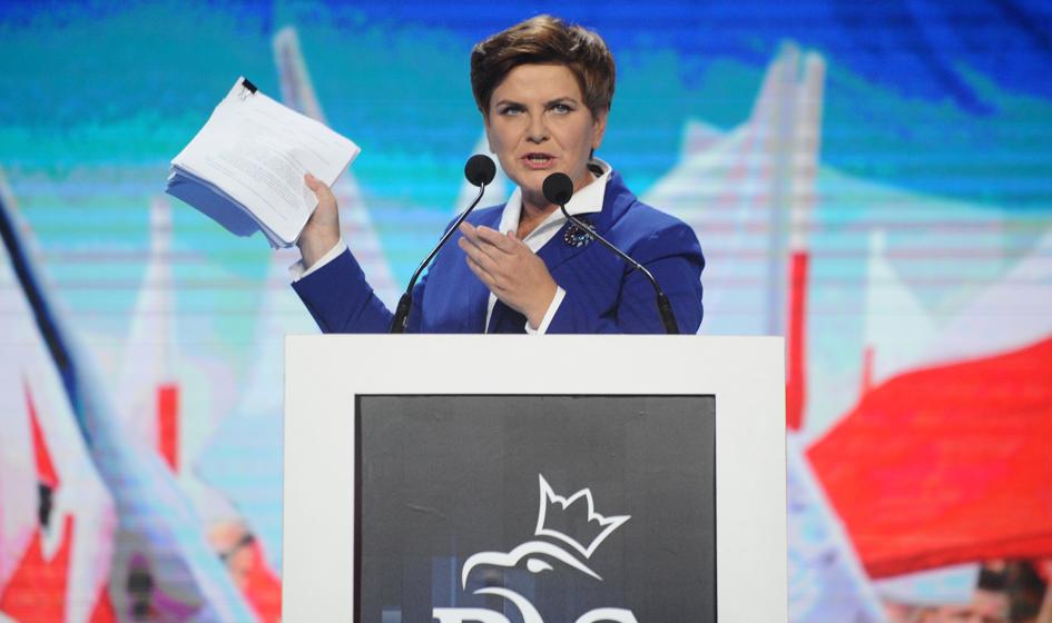Sondaż dla "Newsweeka": PiS 16 punktów przed Platformą, 6 partii w Sejmie