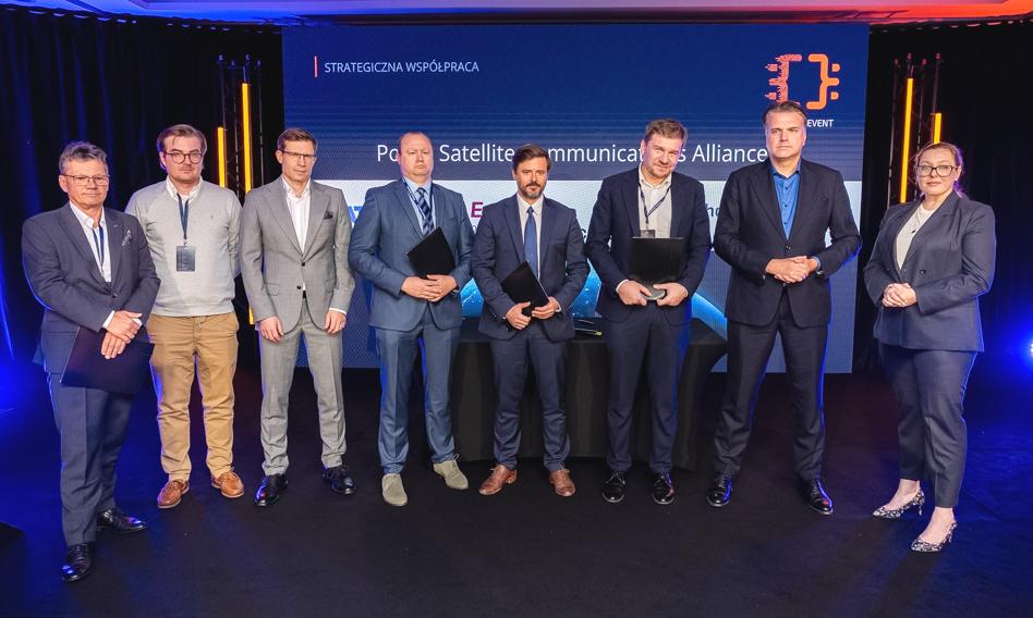 Creotech Instruments wraz z innymi spółkami podpisał MoU na rzecz łączności satelitarnej