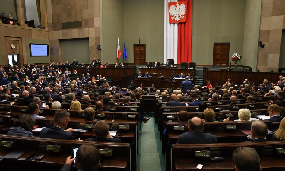 Ustawa O Narodowym Zasobie Archiwalnym Sejm przyjął poprawki Senatu do ustawy o Krajowym Zasobie Nieruchomości