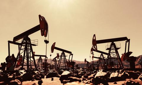 W czwartek ropa na rynkach notuje ok. 2 proc. spadki