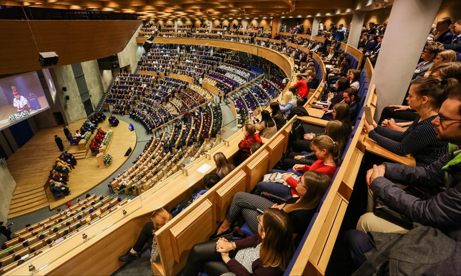 Gigantyczne wydatki studentów. Blisko 4000 zł miesięcznie na życie
