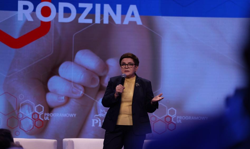 500+ to nie koniec. Szydło: Chcemy wprowadzać nowe rozwiązania