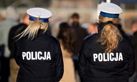 Do 1,8 tys. z艂 na wynajem mieszkania i nawet 220 z艂 na dojazd do pracy dla funkcjonariuszy. Jest projekt
