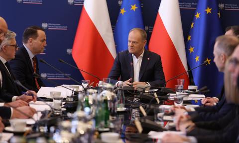 Polska ewakuuje obywateli z Bliskiego Wschodu. Premier przekazał szczegóły