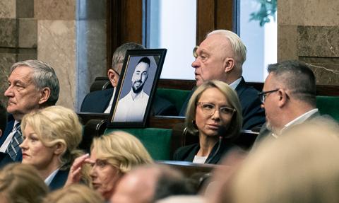 Sejm uczcił pamięć posła Łukasza Litewki minutą ciszy. "Zginął dobry człowiek"