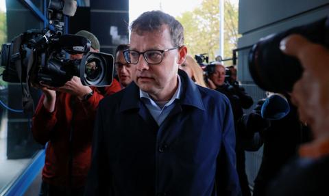 Orban złamał prawo UE, chroniąc Romanowskiego? UE wszczyna pilną procedurę