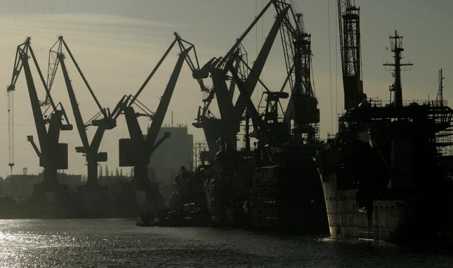 Polacy mogą wyremontować irańskie statki