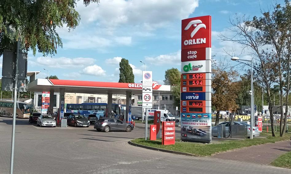 Orlen nie przewiduje zmiany polityki cenowej przy sprzedaży paliw. Co z limitami?