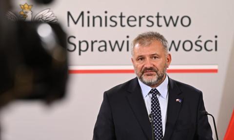"Sprawdzimy to do spodu " Prokuratura wszczęła śledztwo ws. działki pod CPK