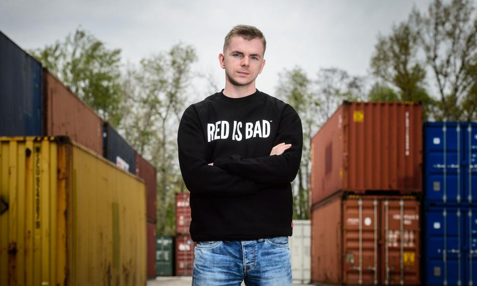 Red Is Bad () Red Is Bad