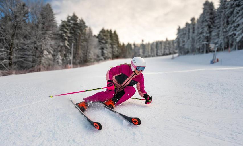 Zimowe plany Polaków 2025/2026: gdzie, za ile i jak długo będziemy odpoczywać?