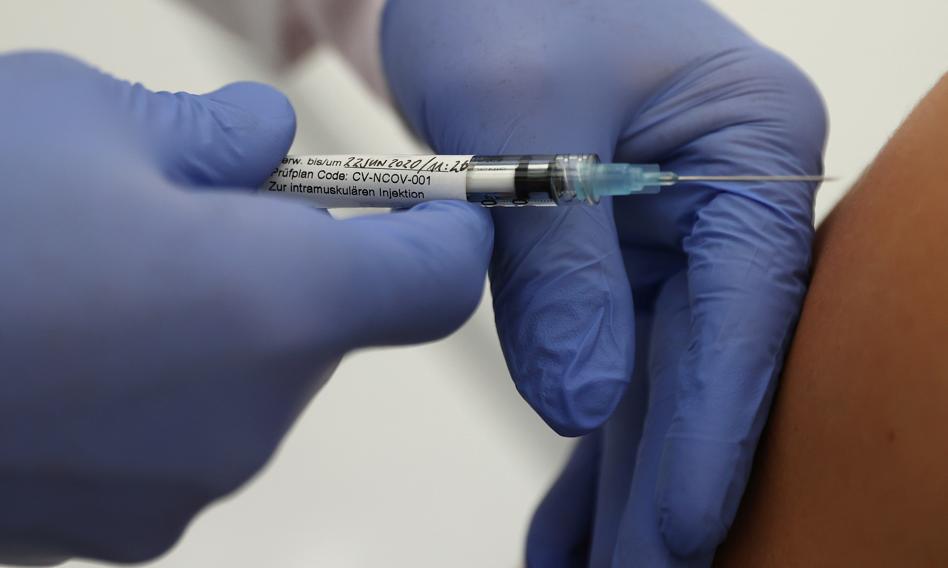 Izrael zakłada podawanie trzeciej dawki szczepionki przeciw Covid-19