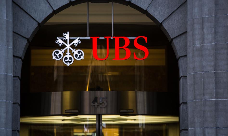 &quot;Financial Times&quot;: Największy szwajcarski bank zainteresowany przejęciem Credit Suisse