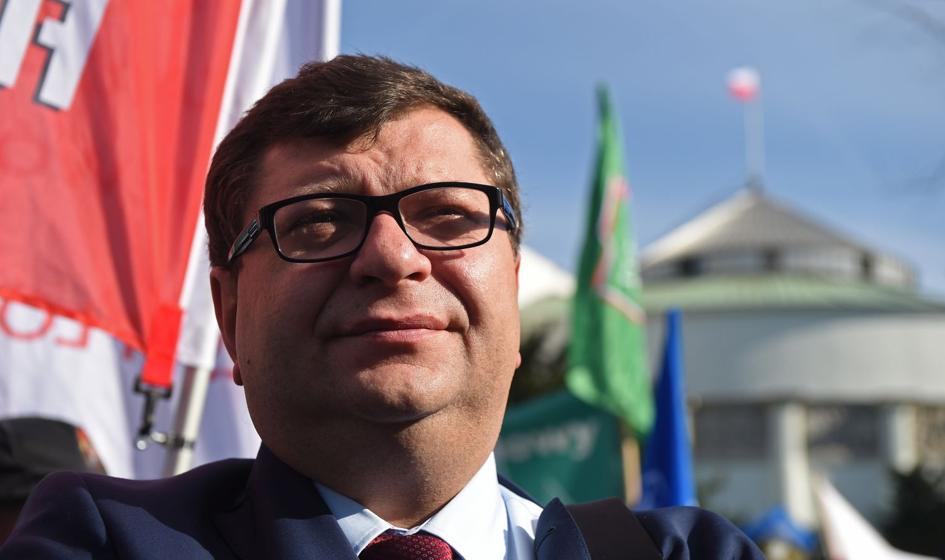 Kolejny akt oskarżenia przeciwko Zbigniewowi Stonodze. Pieniądze fundacji miał wydać na kasyno