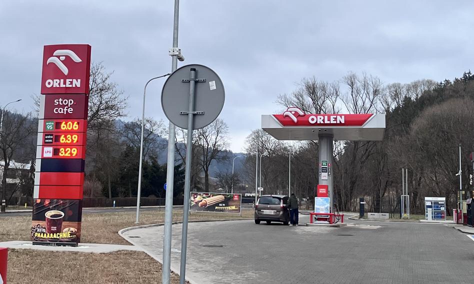 Ceny paliw bez większych zmian. Benzyna może kosztować mniej niż 6 zł/l