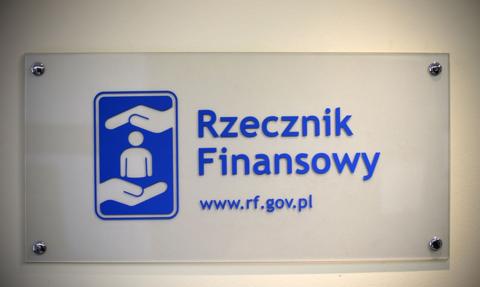Klienci DallBogg wciąż mają pod górkę. Skarg przybywa, ubezpieczyciel mówi o nieuczciwej konkurencji