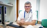Grzesiowski: Liczba osób hospitalizowanych świadczy o tym, że epidemia nie odpuszcza