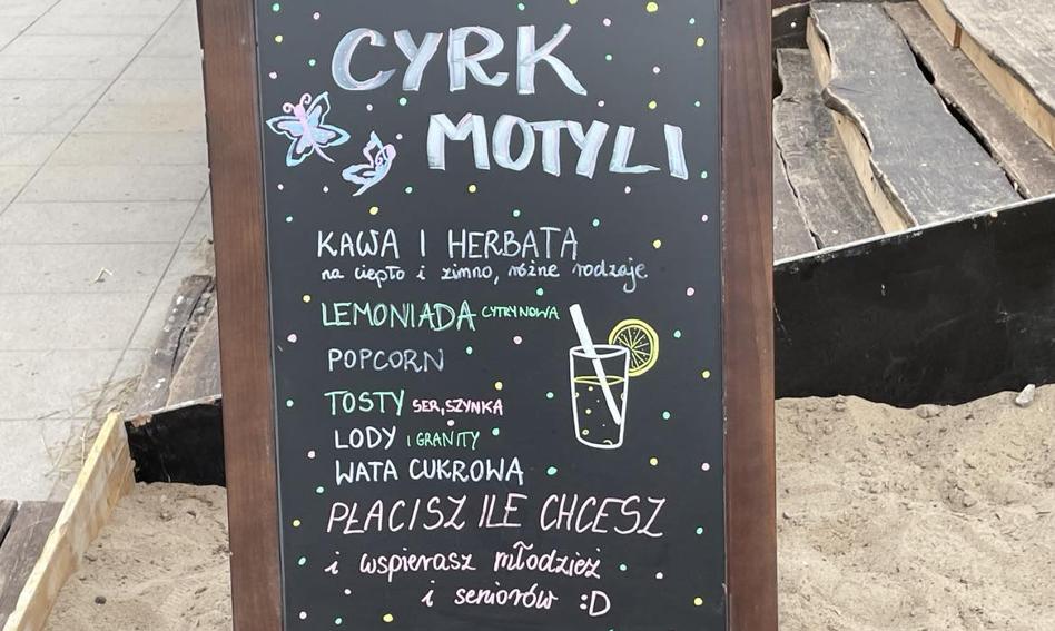 "Ksiądz z Osiedla" chce otworzyć drugą klubokawiarnię bez cennika. Tym razem całoroczną