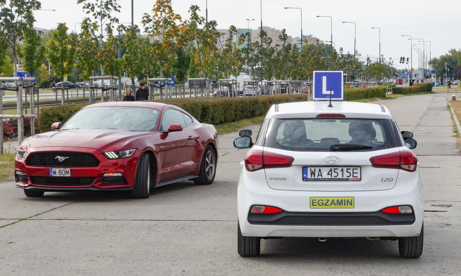 Najedziesz na podwójną ciągłą i koniec jazdy. Od dziś zmiany w egzaminach na prawo jazdy