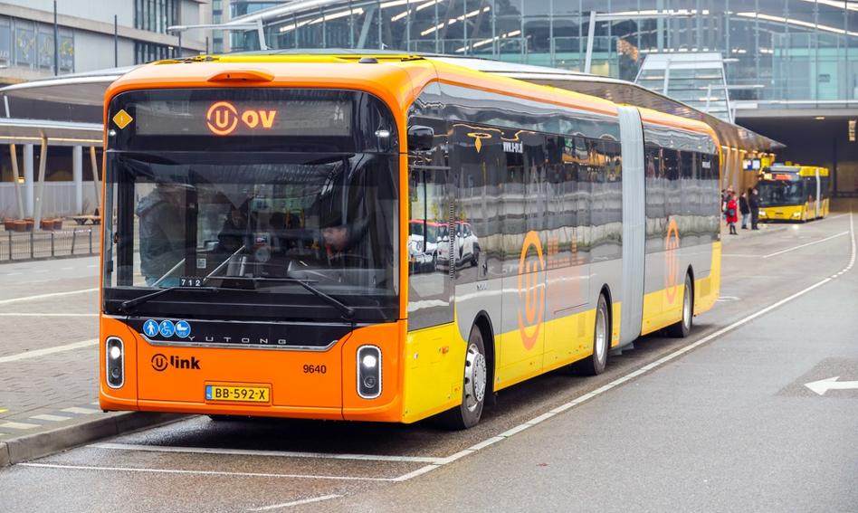 Holandia w środę stanie w miejscu. Potężny, 24-godzinny paraliż transportu w całym kraju