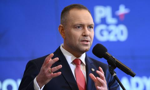 Nawrocki o ślubowaniu Berka: „Scenariusz istnego cyrku”. W przyszłym tygodniu decyzja ws. sędziów