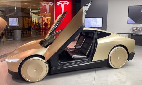 Tesla uruchamia autonomiczne taksówki. Elon Musk podał datę