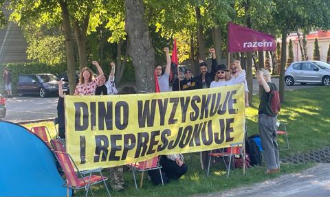 „Dino wyciska pracowników jak cytryny”. Ruszył trzydniowy protest pod siedzibą spółki