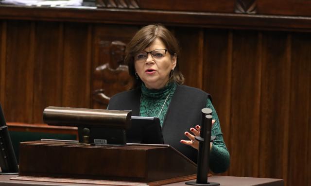Leszczyna: Składka zdrowotna powinna być jak najwyższa. Jest 