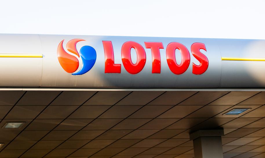 Były prezes: Dlaczego z mapy gospodarczej Polski wymazano Lotos?