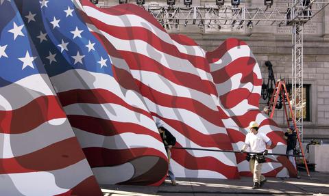 Powstaje lista 43 krajów z zakazem podróży do USA