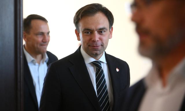 Akcje tych spółek za ok. 830 tys. zł posiada w portfelu Andrzej Domański
