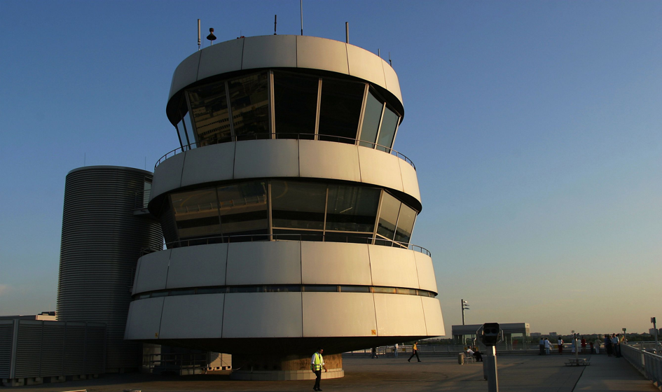 Raport NIK miażdży PAŻP. "Nie gwarantowała bezpieczeństwa w ruchu lotniczym"