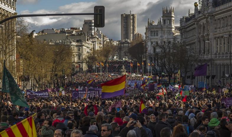 "Neue Zuercher Zeitung": sukces Syrizy uskrzydla Podemos