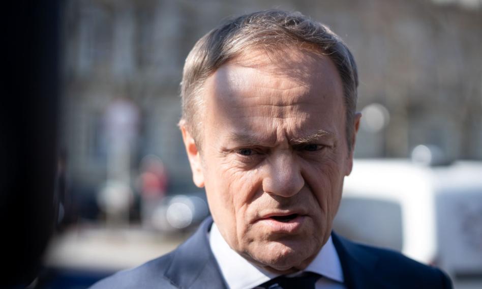 Tusk wezwał rząd do wprowadzenia stanu nadzwyczajnego w związku ze skażeniem Odry