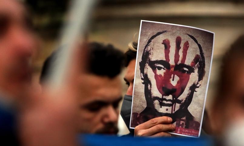Francuskie media o strategii NATO wobec Rosji, a właściwie o jej braku