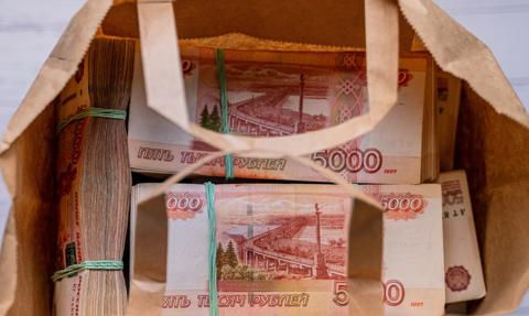 Rosyjskie aktywa pod ochroną? FT: Francja ukrywa informacje o 18 mld euro