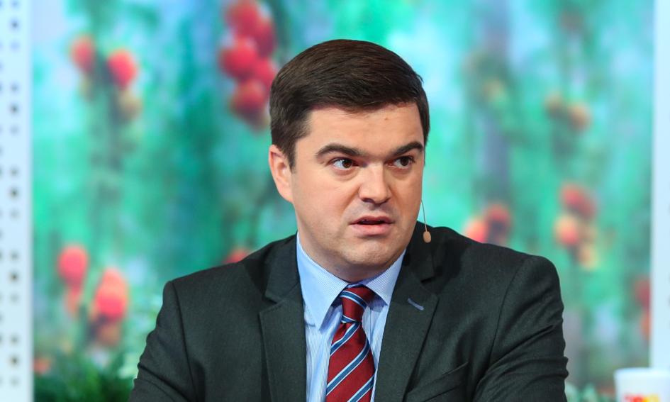 Rzecznik MZ: Od połowy kwietnia uwalniane kolejne sektory gospodarki