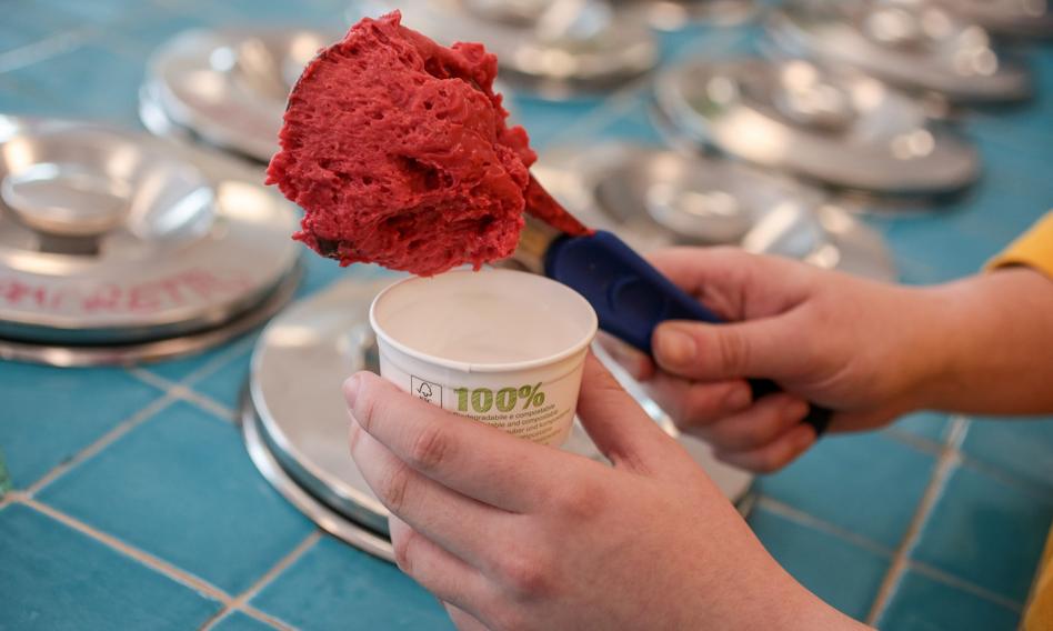 Szczepionka i lody gratis w nadmorskiej dzielnicy Rzymu