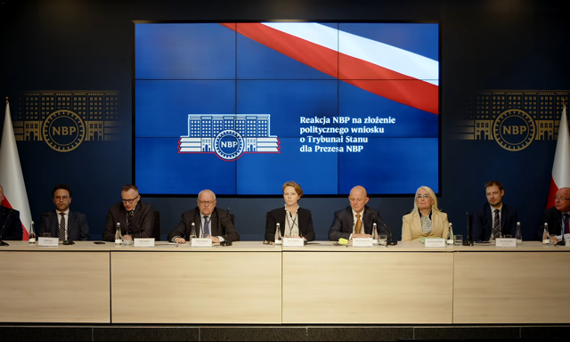 Dylemat RPP: ciąć stopy teraz czy we wrześniu? Projekcja pokaże
