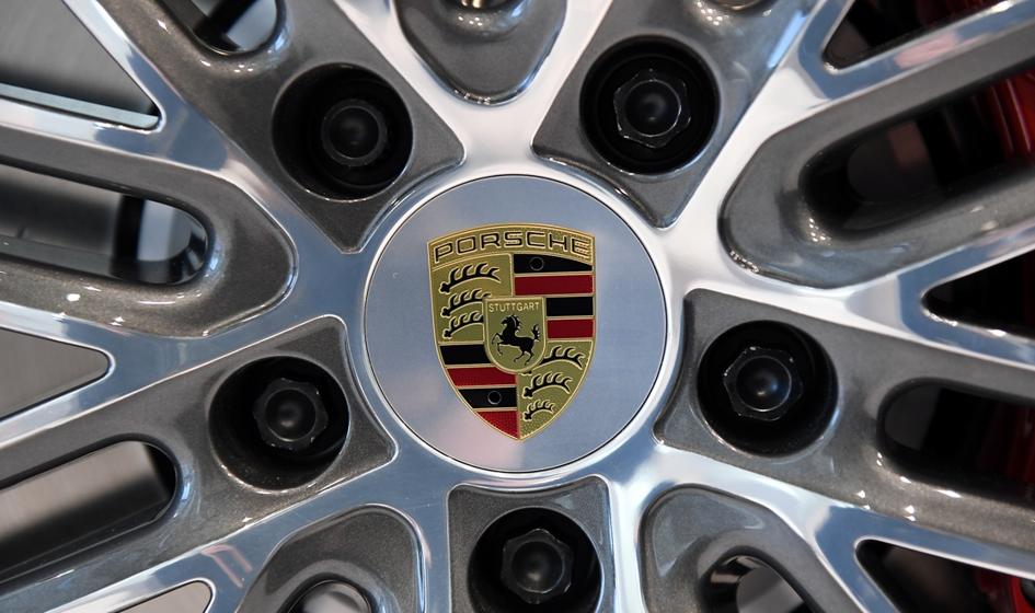 Porsche wprowadza samochody na abonament. Płacisz i