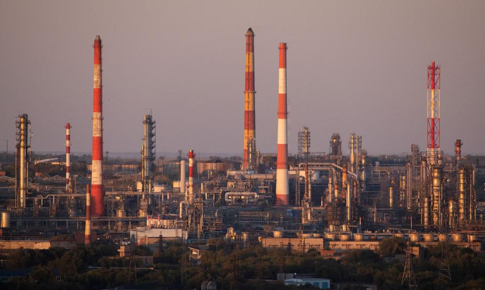 Rafineria w Orsku całkowicie zamknięta po ukraińskim ataku