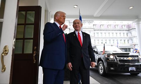 USA dołączą do wojny przeciwko Iranowi? Prezydent USA ma dylemat