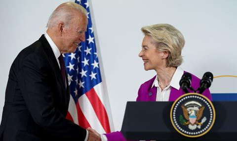 Joe Biden i Ursula von der Leyen zapowiedzieli nowe kroki, by uderzać w kraje zaangażowane w omijanie sankcji przeciwko Rosji
