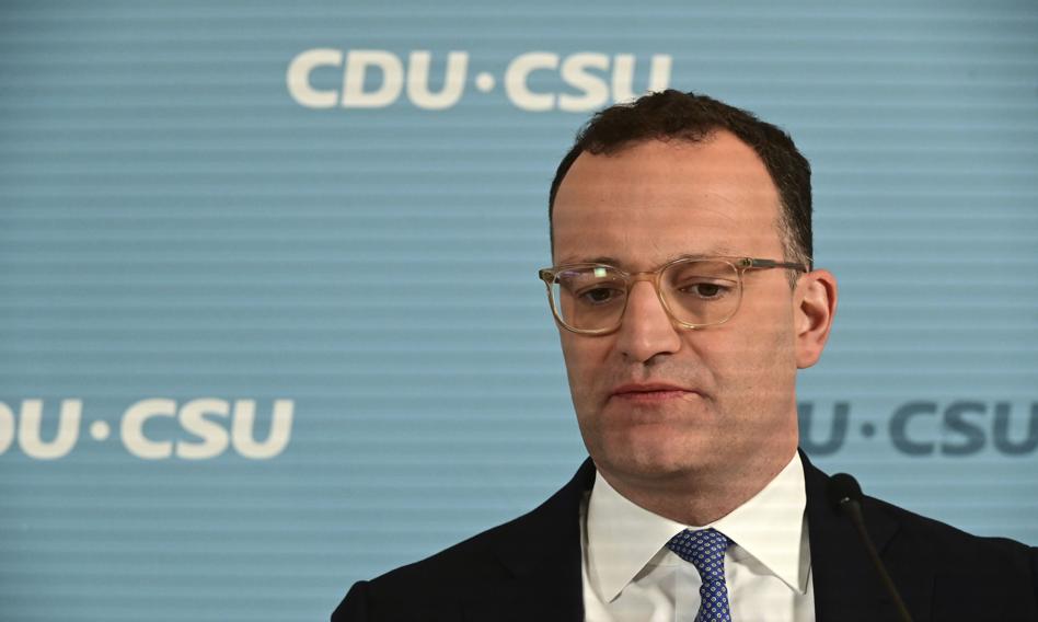 Jens Spahn rezygnuje z szefowania frakcji CDU/CSU po aferze z surogatką